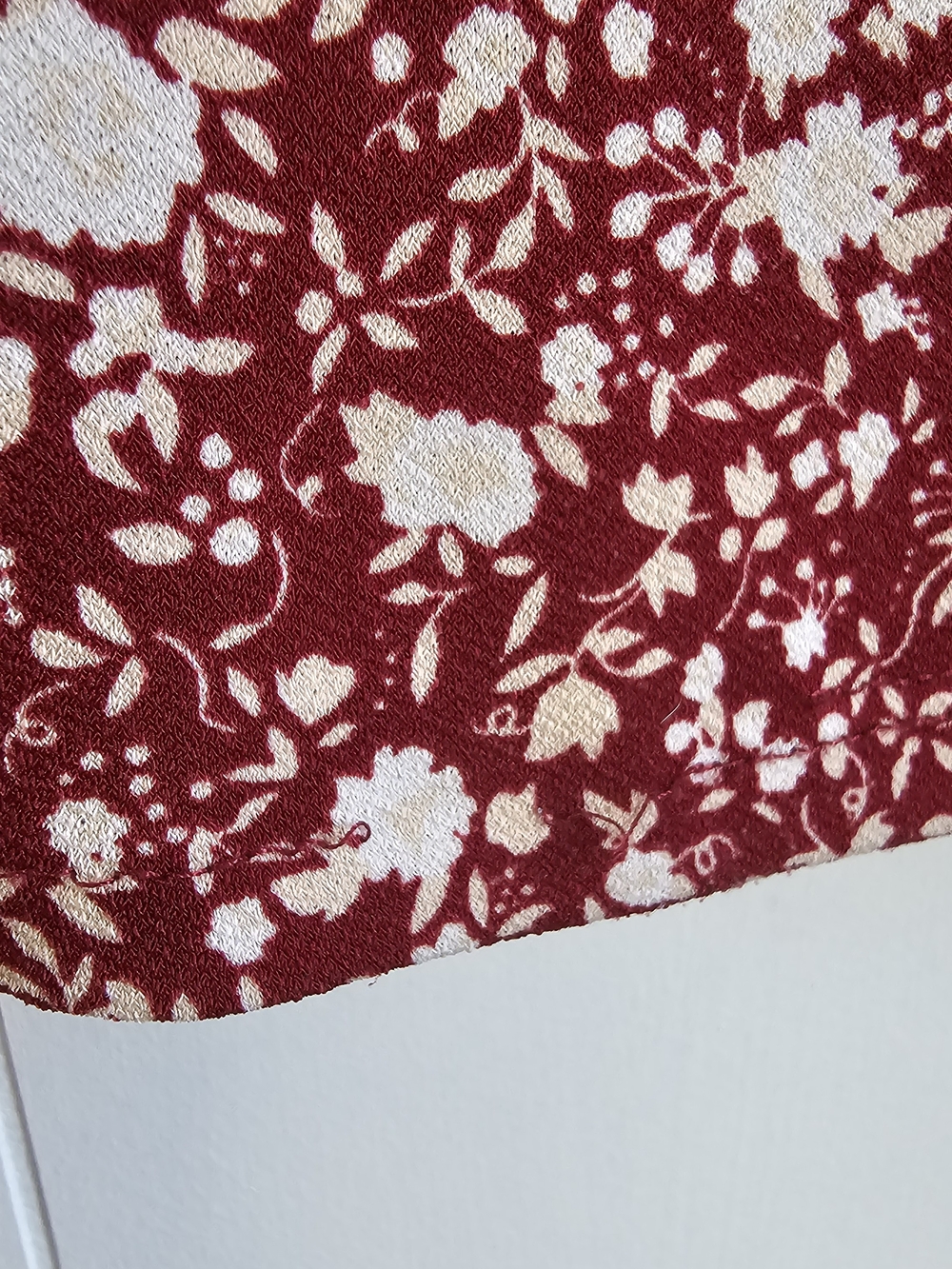 LUSH Maroon Floral Long Sleeve Crop Top - Picture 3 of 8